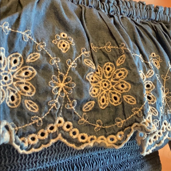 Off the Shoulder Dress - Picture 5 of 5